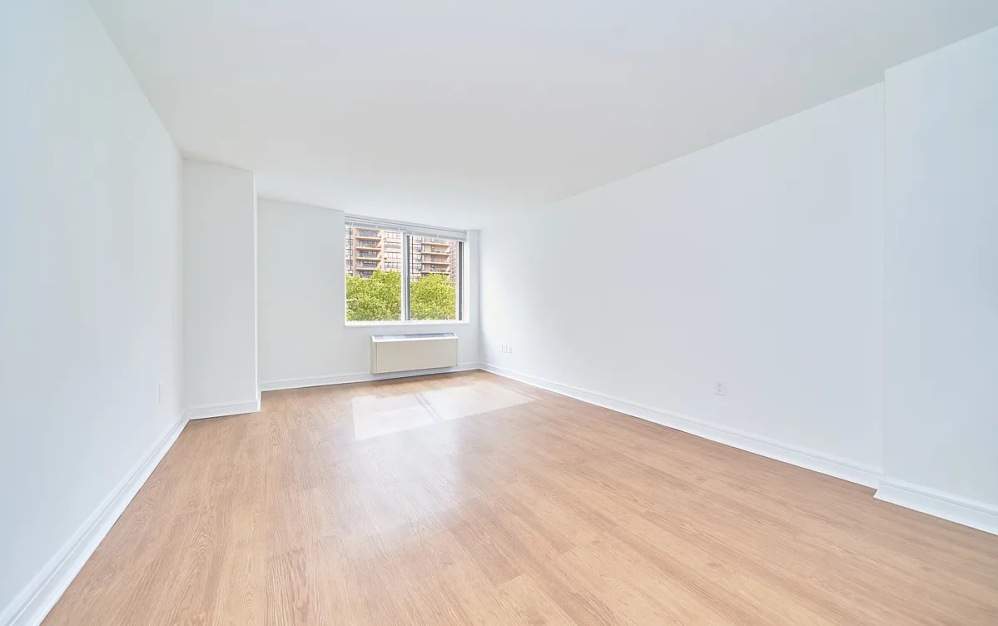 604 - 1 bedroom floorplan layout with 1 bathroom and 567 square feet (Floor 2)