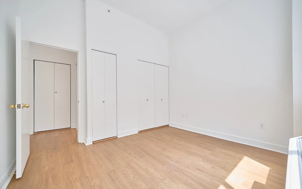 5N - 1 bedroom floorplan layout with 1 bathroom and 616 square feet (Floor 9)