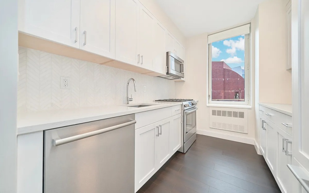 27F - 2 bedroom floorplan layout with 2 bathrooms and 1207 square feet (Floor 7)