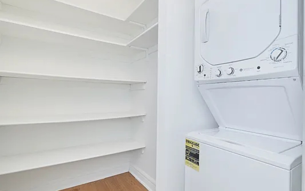 11A - 1 bedroom floorplan layout with 1 bathroom and 825 square feet (Floor 12)