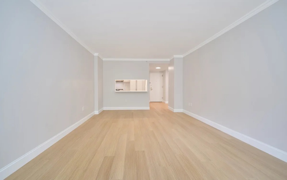 806 - 1 bedroom floorplan layout with 1 bathroom and 661 square feet (Floor 3)