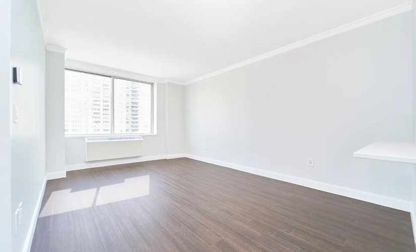 19H - 1 bedroom floorplan layout with 1 bathroom and 656 square feet