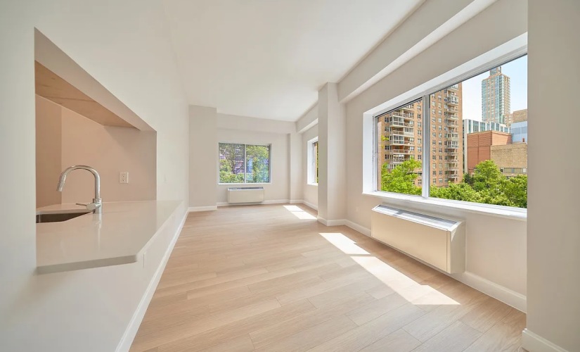 403 - 1 bedroom floorplan layout with 1 bathroom and 884 square feet