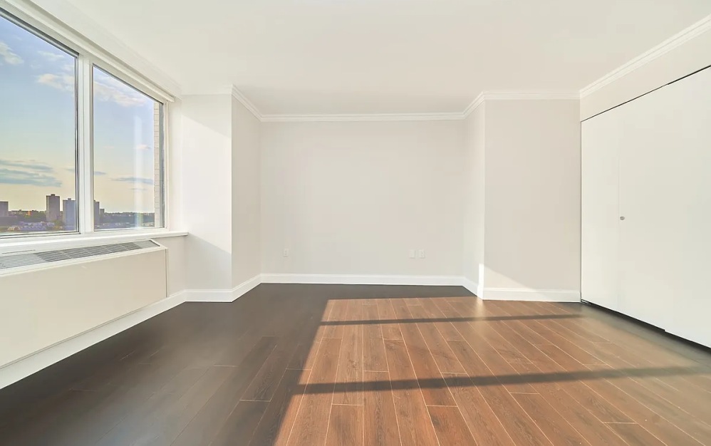 16B - 1 bedroom floorplan layout with 1 bathroom and 1347 square feet (Floor 13)