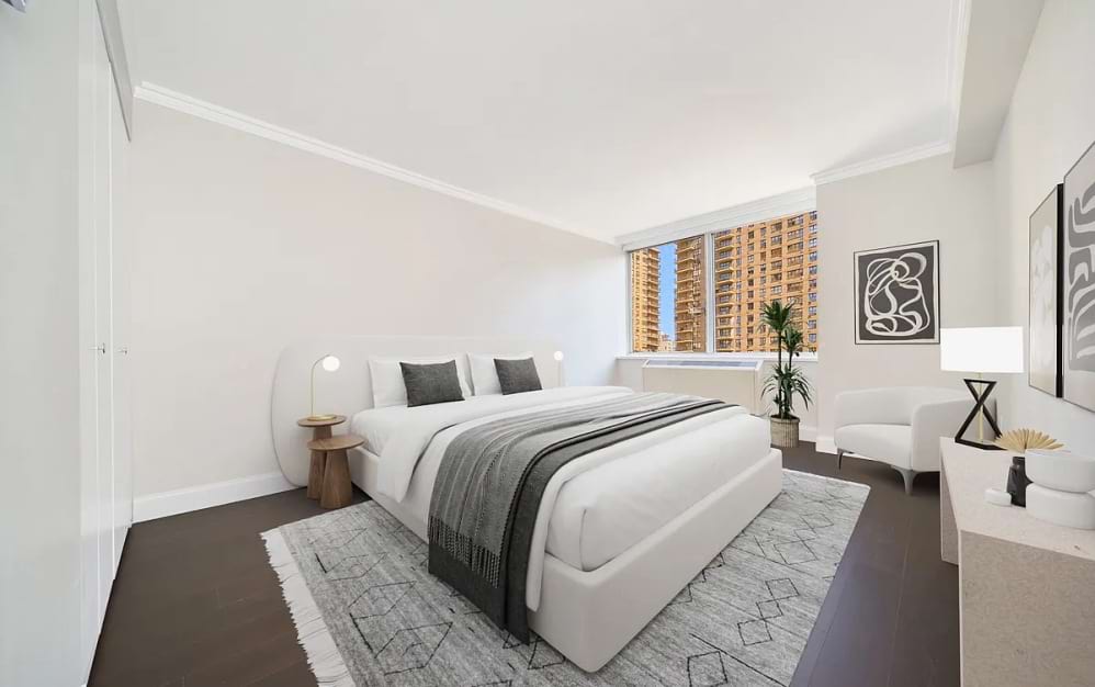 15J - 1 bedroom floorplan layout with 1 bathroom and 702 square feet (Floor 10)